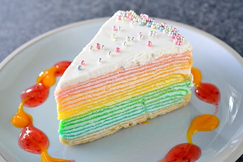 レインボーミルフィーユケーキ